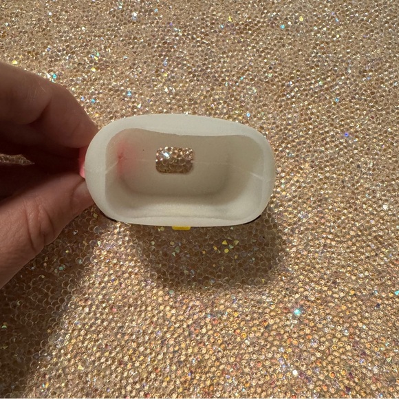 Hello Kitty White and Pink Charger Cover NWT - Picture 6 of 8